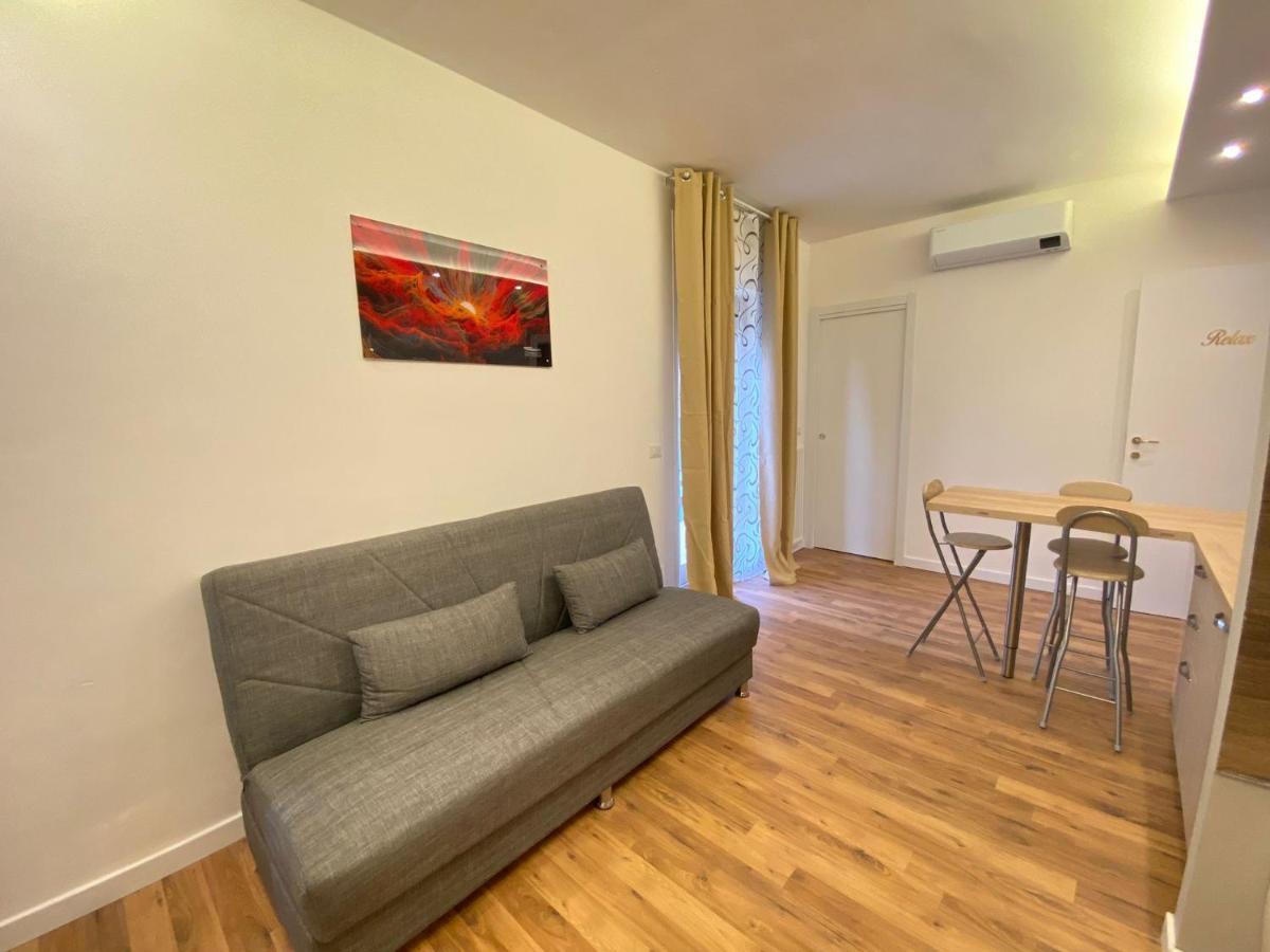 B&B Stadium Room & Suite Crotone Kültér fotó